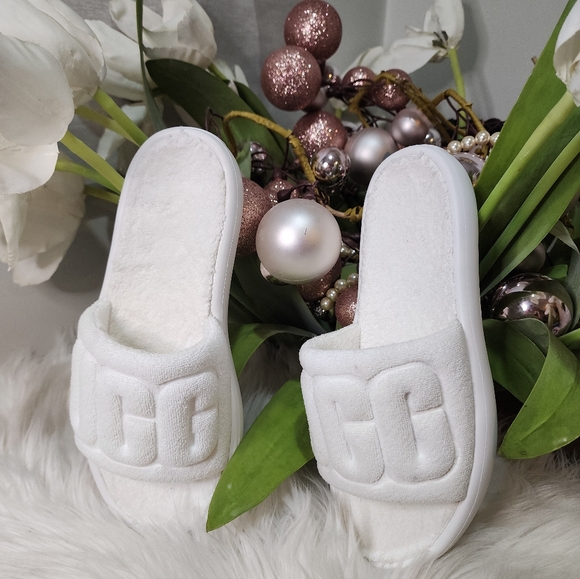 Ugg Mini Slide Women shoes size8 new - Picture 1 of 10
